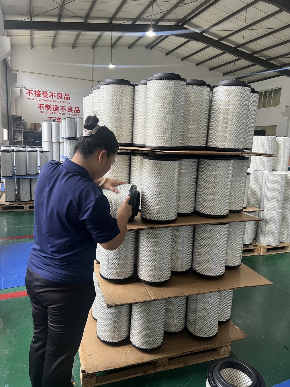 Finished filter inspection area in Jinguan factory